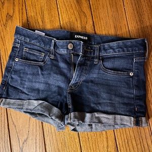 Express “shortie”